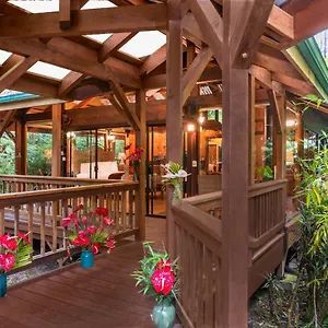 4* Couette-café Village